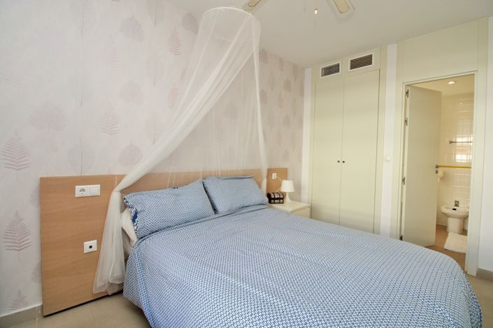 Image No.12-2 Bed Apartment for sale