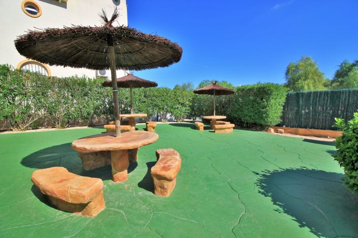 Image No.27-2 Bed Townhouse for sale