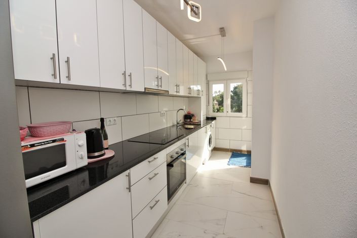 Image No.8-2 Bed Apartment for sale