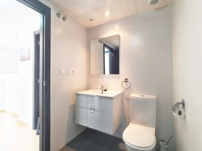 Image No.16-2 Bed Apartment for sale