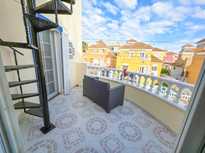 Image No.35-3 Bed Villa for sale