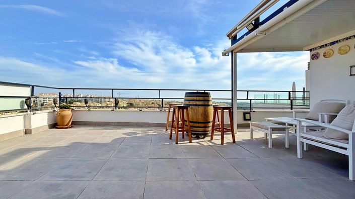 Image No.26-2 Bed Apartment for sale