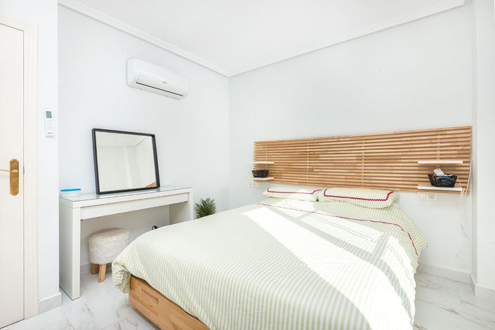 Image No.31-3 Bed Townhouse for sale