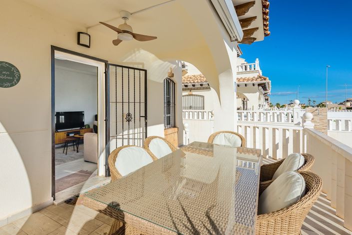 Image No.47-3 Bed Townhouse for sale