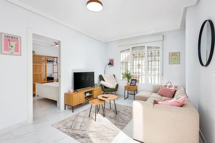 Image No.7-3 Bed Townhouse for sale