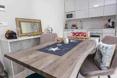 d692014ec8e184692014ec8e1c2