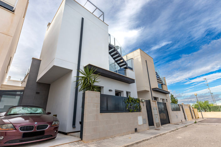 Image No.35-3 Bed Villa for sale