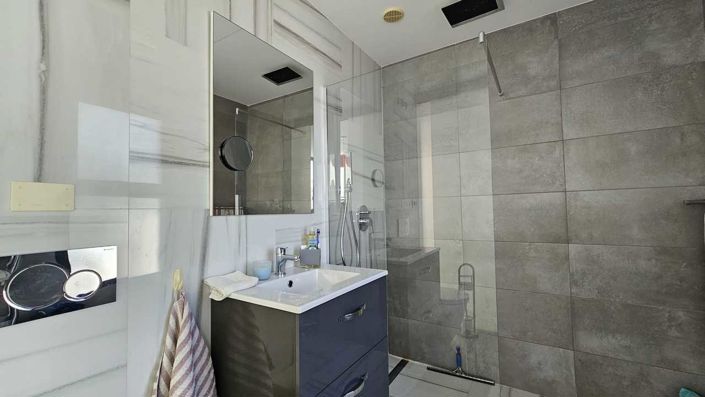 Image No.27-3 Bed Villa for sale