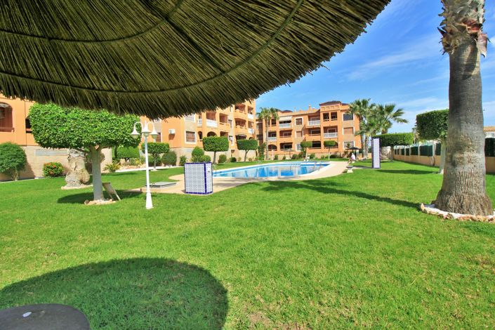 Image No.20-2 Bed Apartment for sale