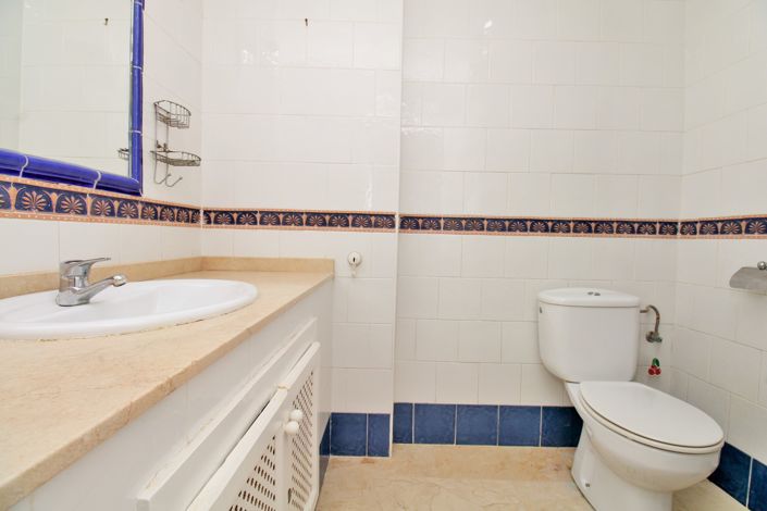 Image No.11-2 Bed Apartment for sale