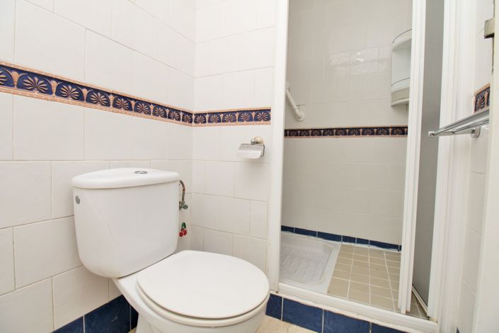 Image No.12-2 Bed Apartment for sale