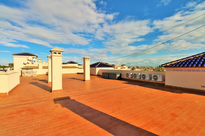 Image No.19-2 Bed Apartment for sale