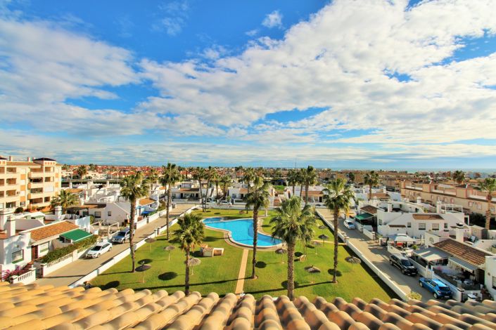 Image No.20-2 Bed Apartment for sale