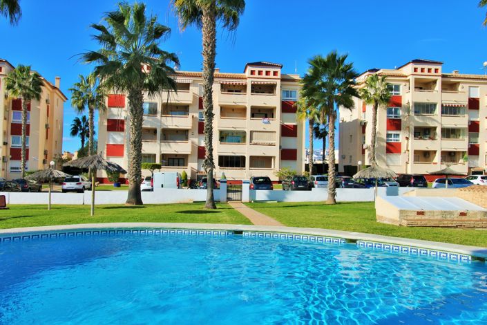 Image No.23-2 Bed Apartment for sale