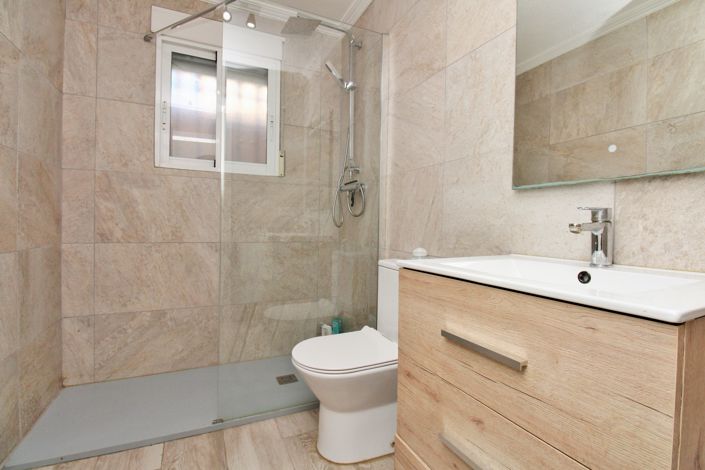 Image No.26-4 Bed Villa for sale