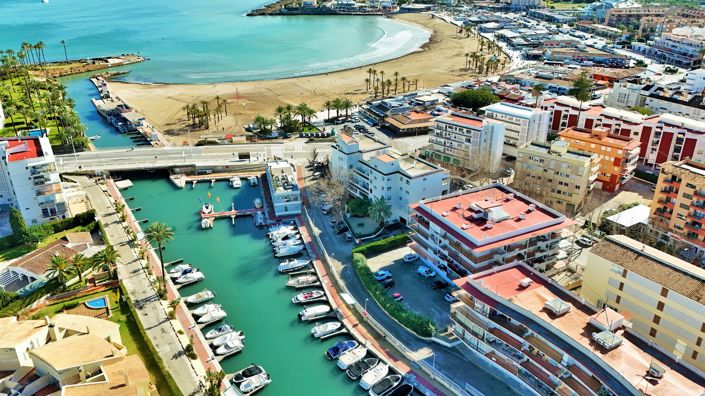 Image No.23-3 Bed Apartment for sale