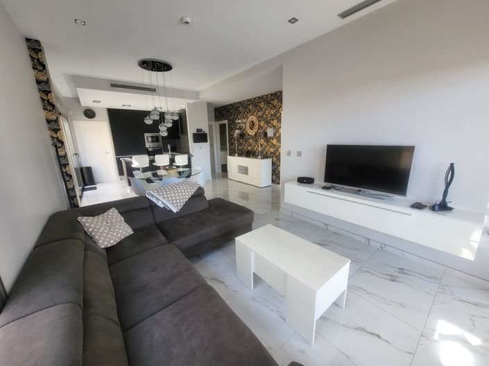 Image No.8-3 Bed Villa for sale