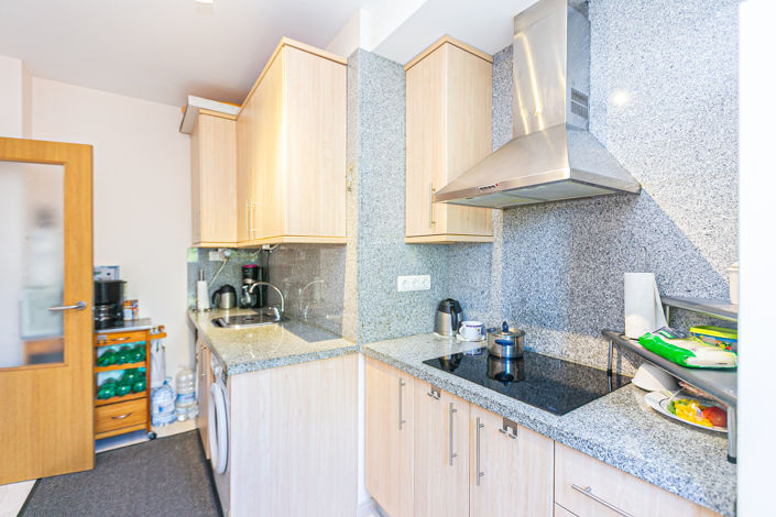 Image No.17-2 Bed Apartment for sale