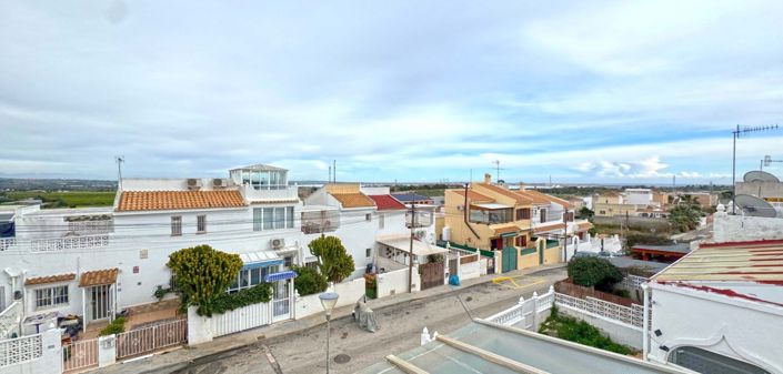 Image No.35-2 Bed Bungalow for sale