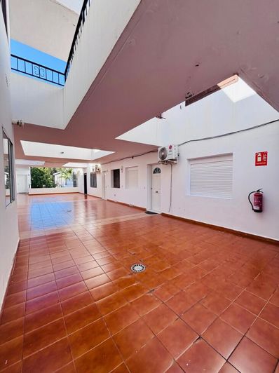 Image No.18-2 Bed Apartment for sale