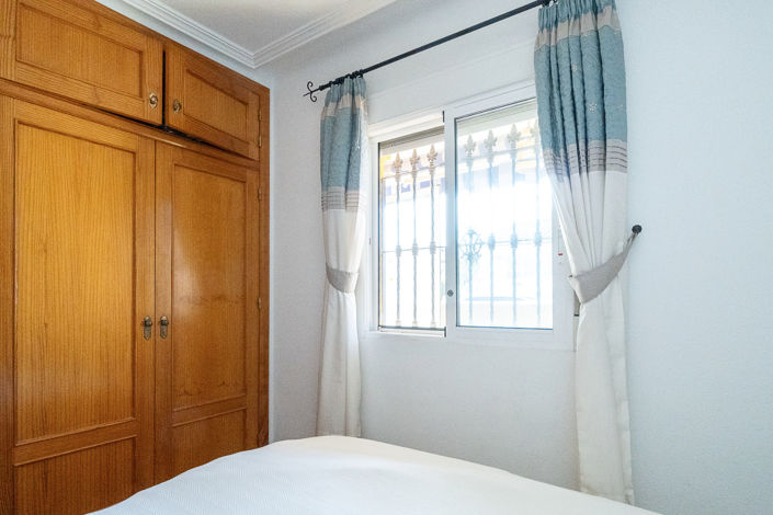 Image No.14-2 Bed Bungalow for sale