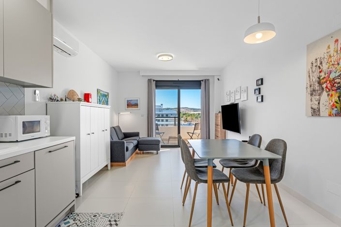 Image No.4-2 Bed Apartment for sale