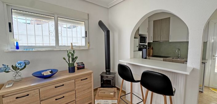 Image No.25-2 Bed Bungalow for sale