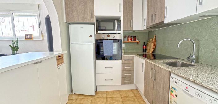 Image No.26-2 Bed Bungalow for sale