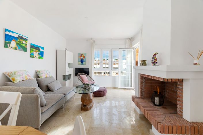 Image No.10-3 Bed Villa for sale