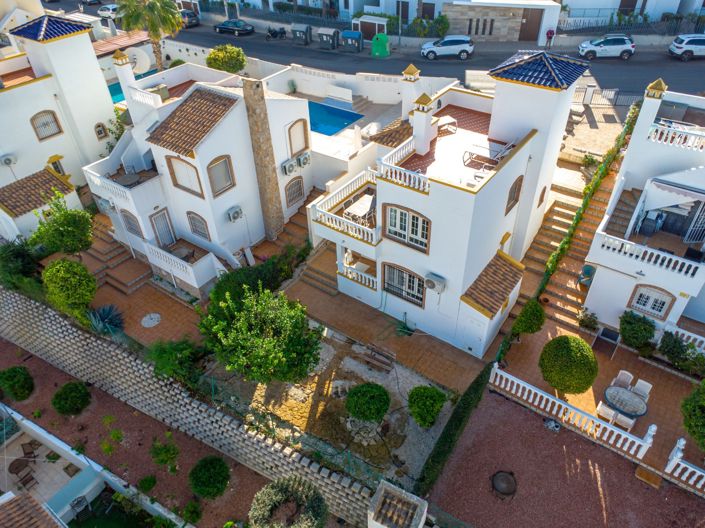 Image No.38-3 Bed Villa for sale