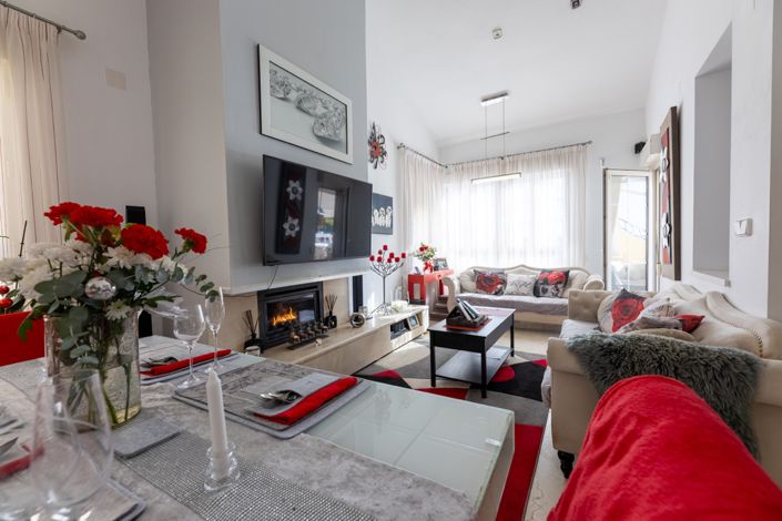 Image No.4-4 Bed Villa for sale