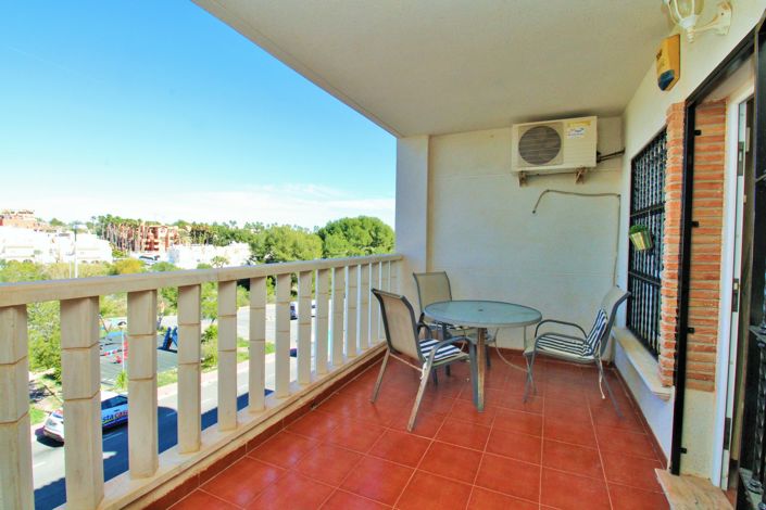 Image No.2-Appartement de 2 chambres à vendre à Villamartin