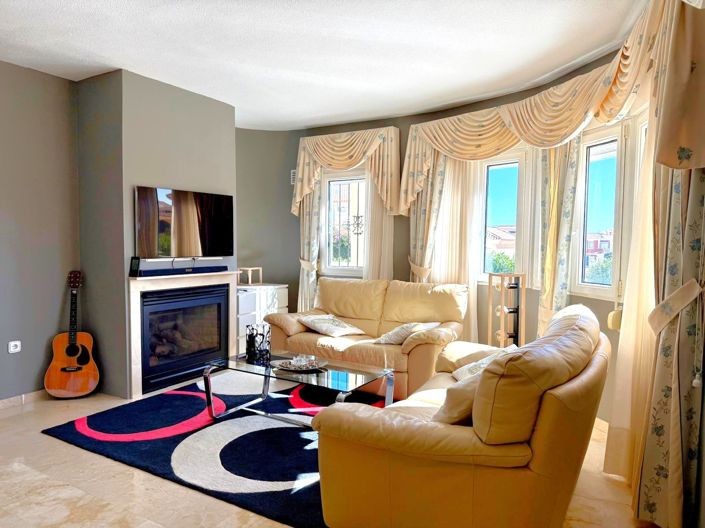 Image No.6-3 Bed Villa for sale