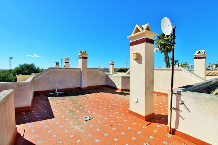 Image No.16-2 Bed Bungalow for sale