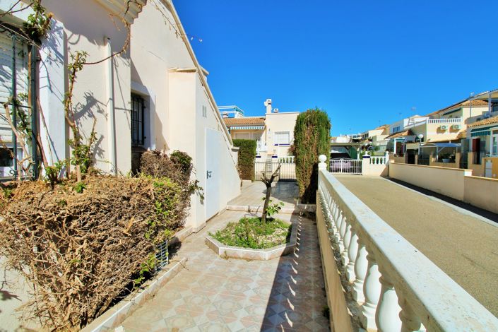 Image No.17-2 Bed Bungalow for sale