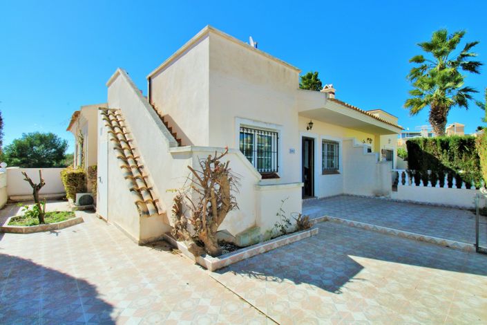 Image No.2-2 Bed Bungalow for sale