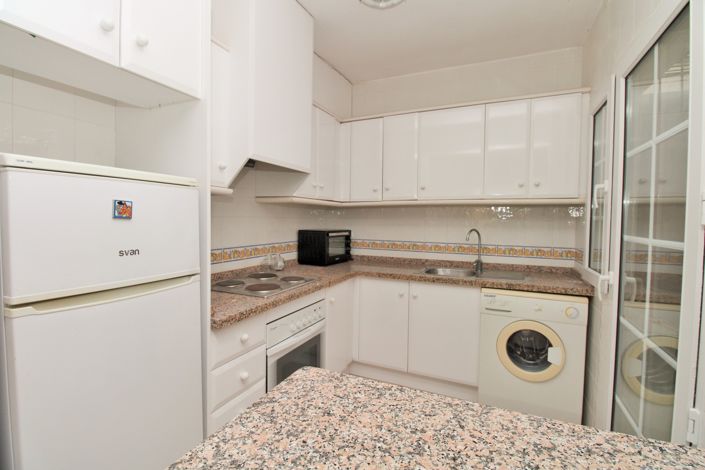 Image No.9-2 Bed Bungalow for sale