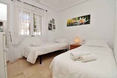 o1ji6an8np9on1kld14ho1g6ok0v2k