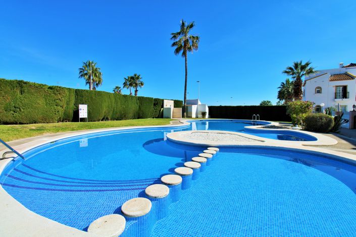 Image No.21-2 Bed Apartment for sale