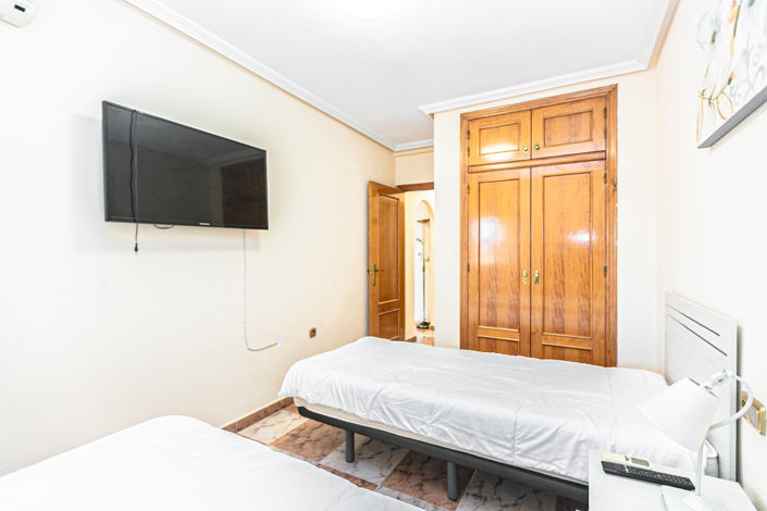 Image No.21-2 Bed Apartment for sale