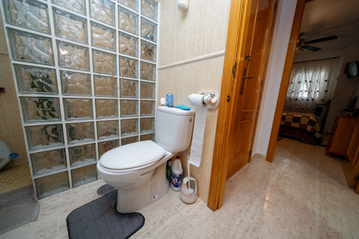 Image No.18-2 Bed Apartment for sale