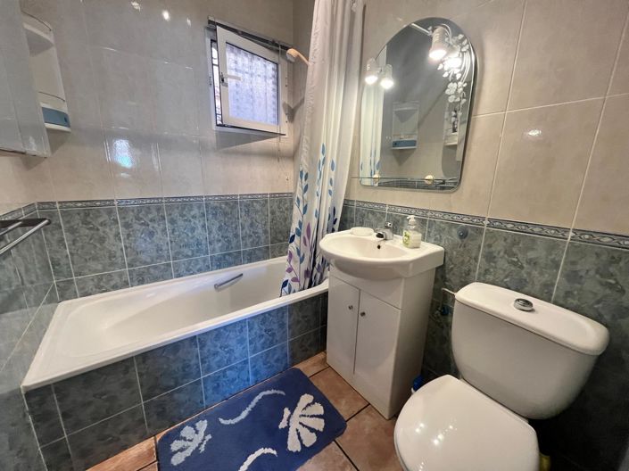 Image No.18-3 Bed Villa for sale