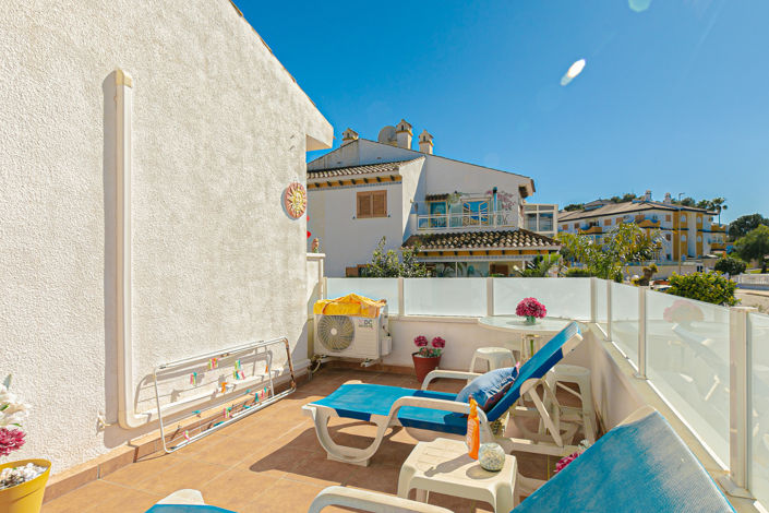 Image No.30-2 Bed Townhouse for sale