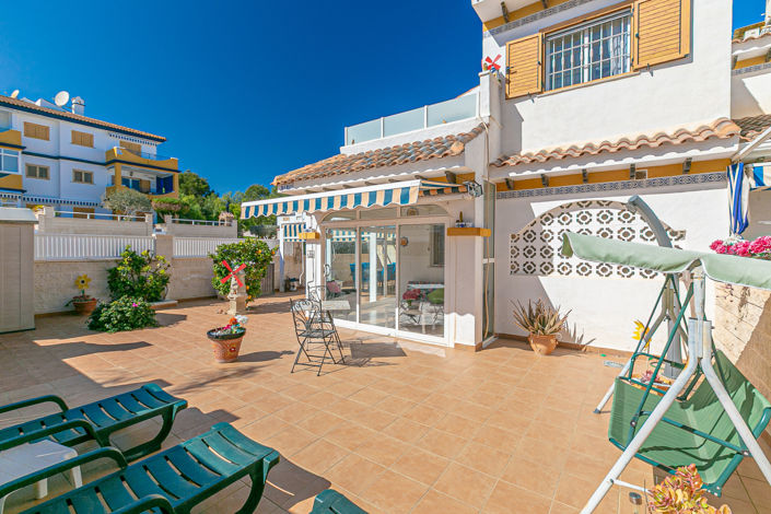 Image No.41-2 Bed Townhouse for sale