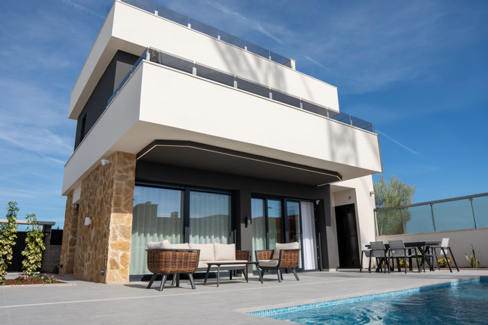 Image No.2-3 Bed Villa for sale