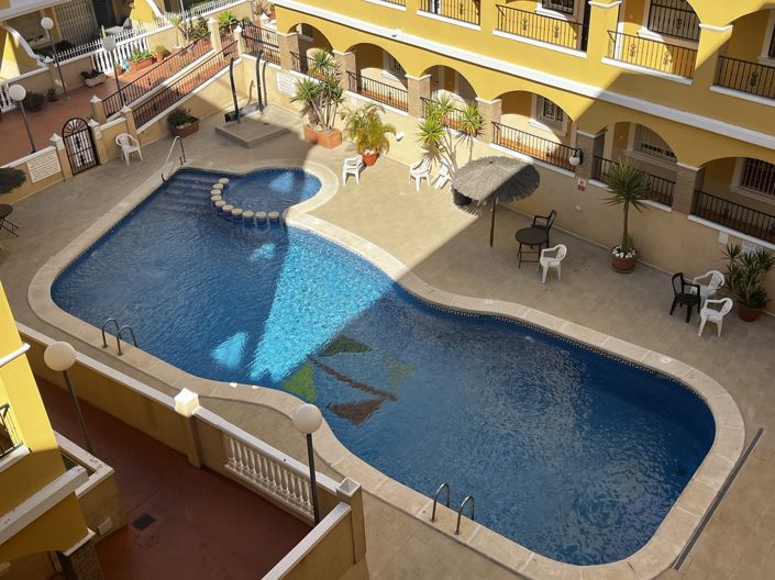 Image No.25-2 Bed Apartment for sale