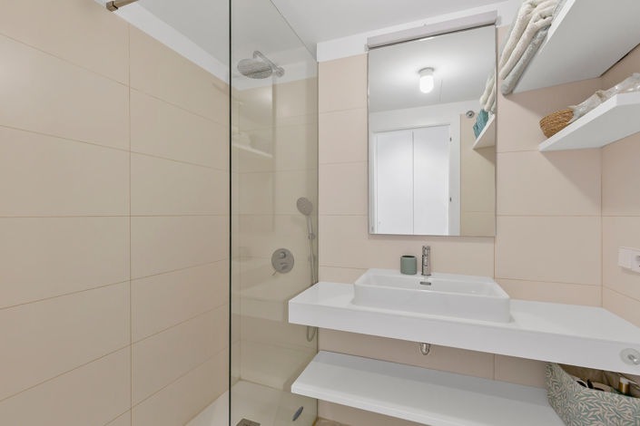 Image No.29-3 Bed Apartment for sale