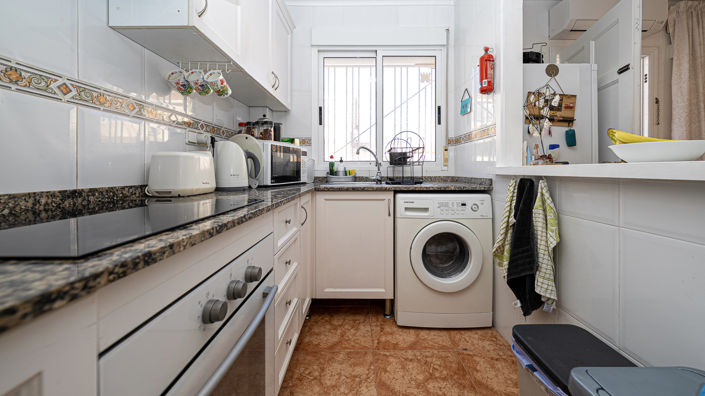 Image No.15-3 Bed Townhouse for sale