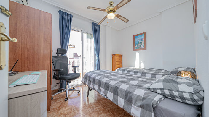 Image No.31-3 Bed Townhouse for sale