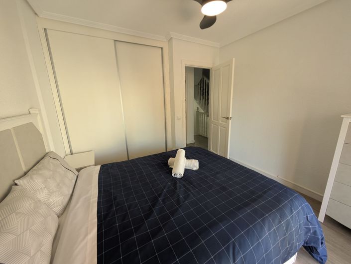 Image No.17-3 Bed Townhouse for sale